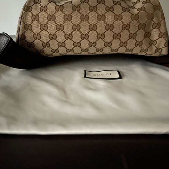 New Gucci Authentic Monogram Backpack - Picture 5 of 9